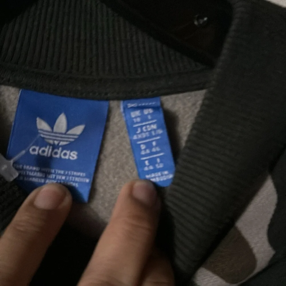 {EUC} ADIDAS Originals Camo Trefoil Sweatshirt - Picture 10 of 12